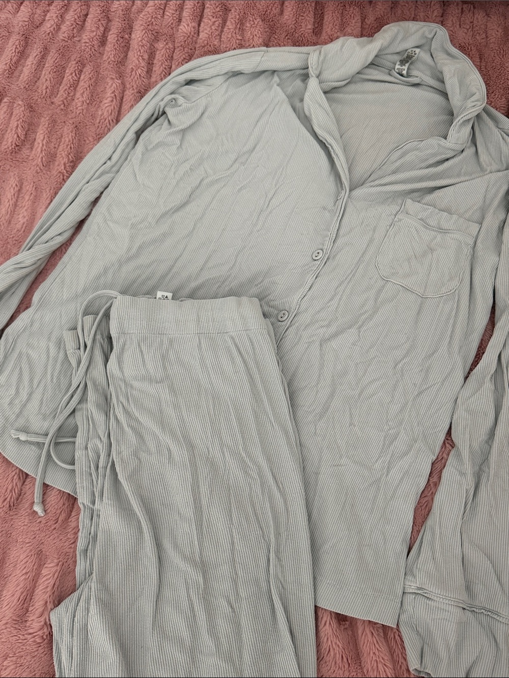 SKIMS Ribbed Pajama Set - Picture 2 of 5